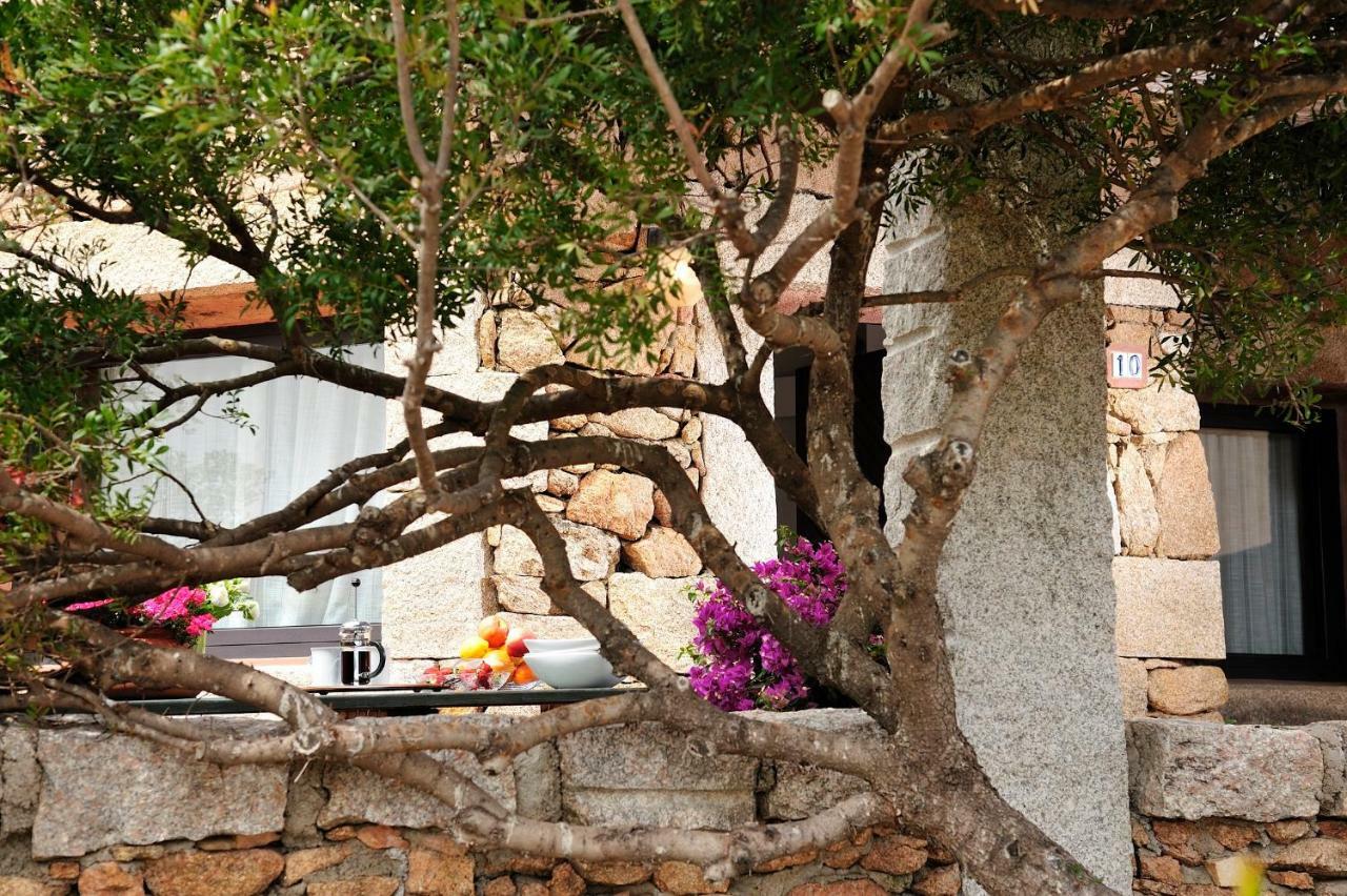 Residence L'Ea Di Lavru - Appartamenti Mono-Bilo-Trilocali Porto San Paolo  Dış mekan fotoğraf