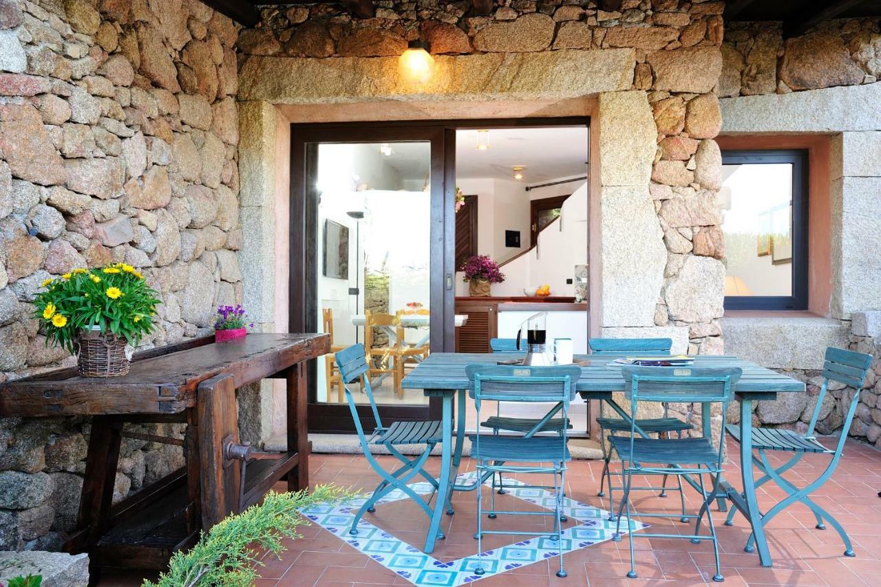 Residence L'Ea Di Lavru - Appartamenti Mono-Bilo-Trilocali Porto San Paolo  Dış mekan fotoğraf