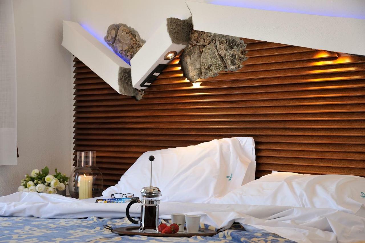 Residence L'Ea Di Lavru - Appartamenti Mono-Bilo-Trilocali Porto San Paolo  Dış mekan fotoğraf