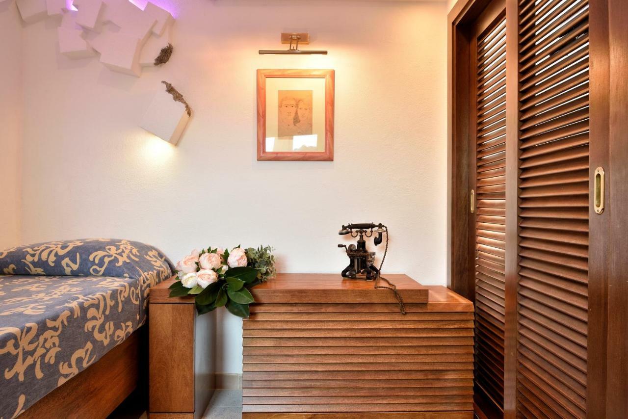 Residence L'Ea Di Lavru - Appartamenti Mono-Bilo-Trilocali Porto San Paolo  Dış mekan fotoğraf